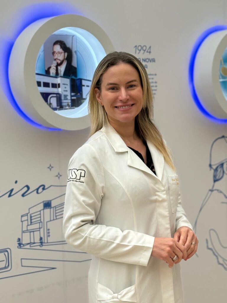 Dra Fernanda Mota