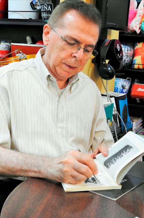Dr. Antonio Santana de Menezes