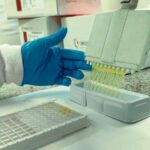 Covid-19: testes em laboratório