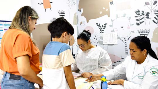 Ipesaúde reforça importância de manter vacinação infantil em