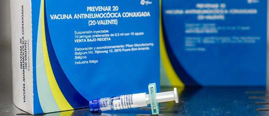 A vacinação é uma das principais estratégias para prevenir formas graves de meningite