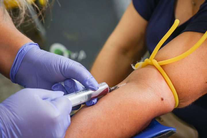 Coleta de sangue para cadastro de doador de medula óssea