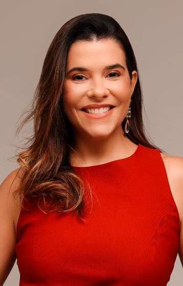 Dra. Ísis Martins, fisioterapeuta e especialista em estética