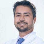 Dr. Luccas Chagas, cirurgião ginecológico do Hospital São Lucas